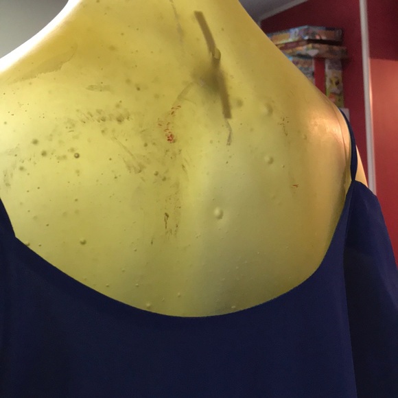 Dress - Picture 3 of 4